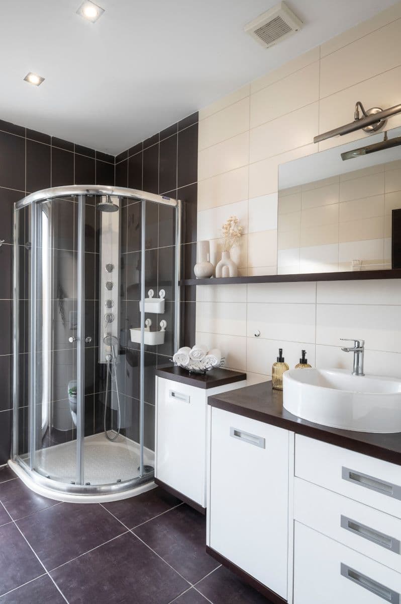 Prodej domu 199 m², pozemek 1.235 m², K Tišině, Řečany nad Labem, Pardubický kraj Prodej domu 199 m², pozemek 1.235 m², K Tišině, Řečany nad Labem, Pardubický kraj