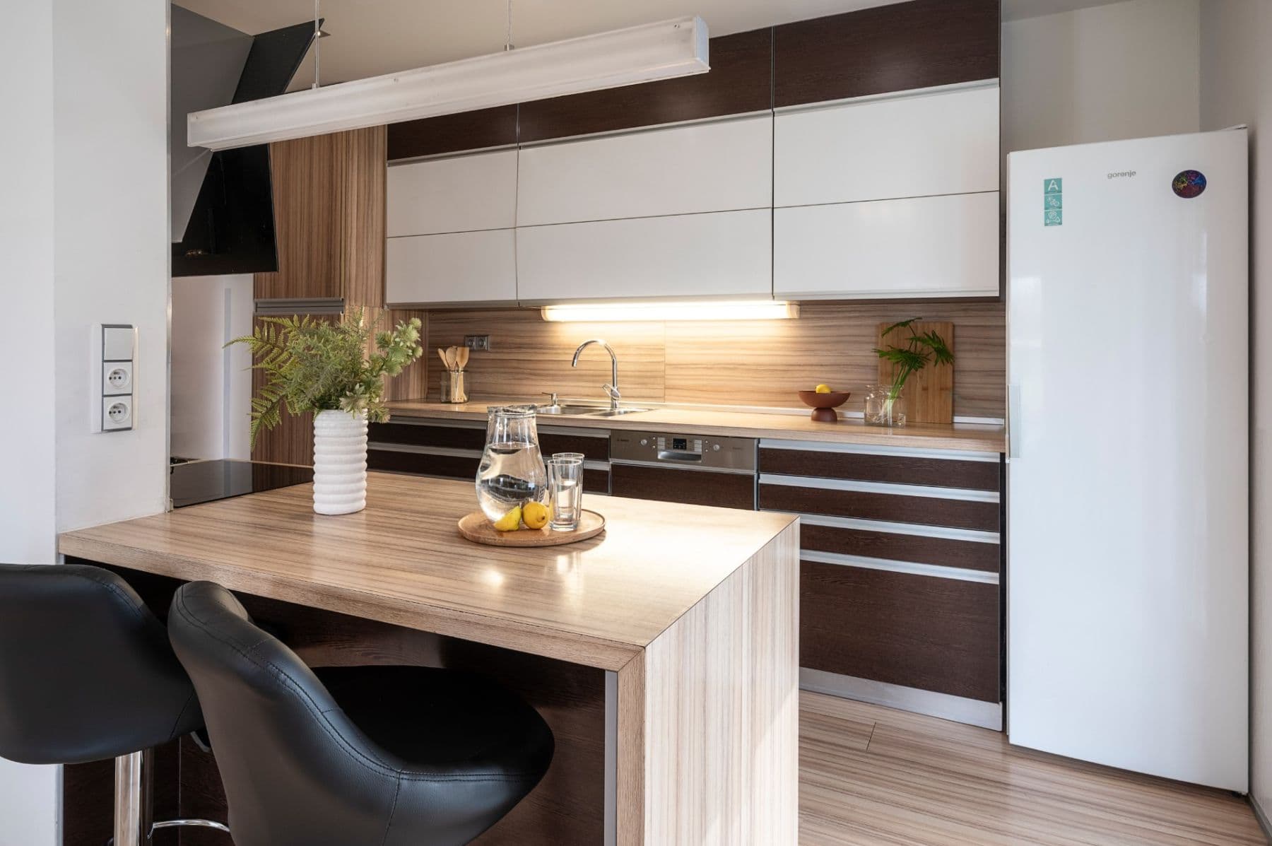 Prodej domu 199 m², pozemek 1.235 m², K Tišině, Řečany nad Labem, Pardubický kraj Prodej domu 199 m², pozemek 1.235 m², K Tišině, Řečany nad Labem, Pardubický kraj