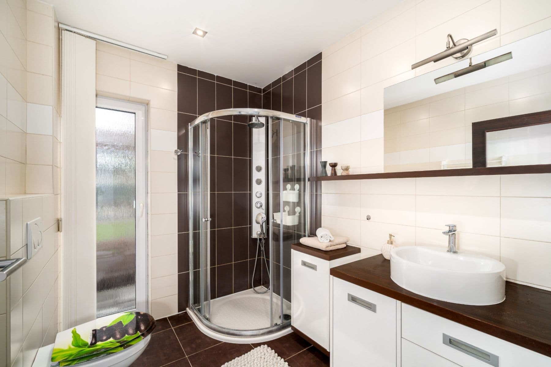 Prodej domu 266 m², pozemek 1.236 m², K Tišině, Řečany nad Labem, Pardubický kraj Prodej domu 266 m², pozemek 1.236 m², K Tišině, Řečany nad Labem, Pardubický kraj