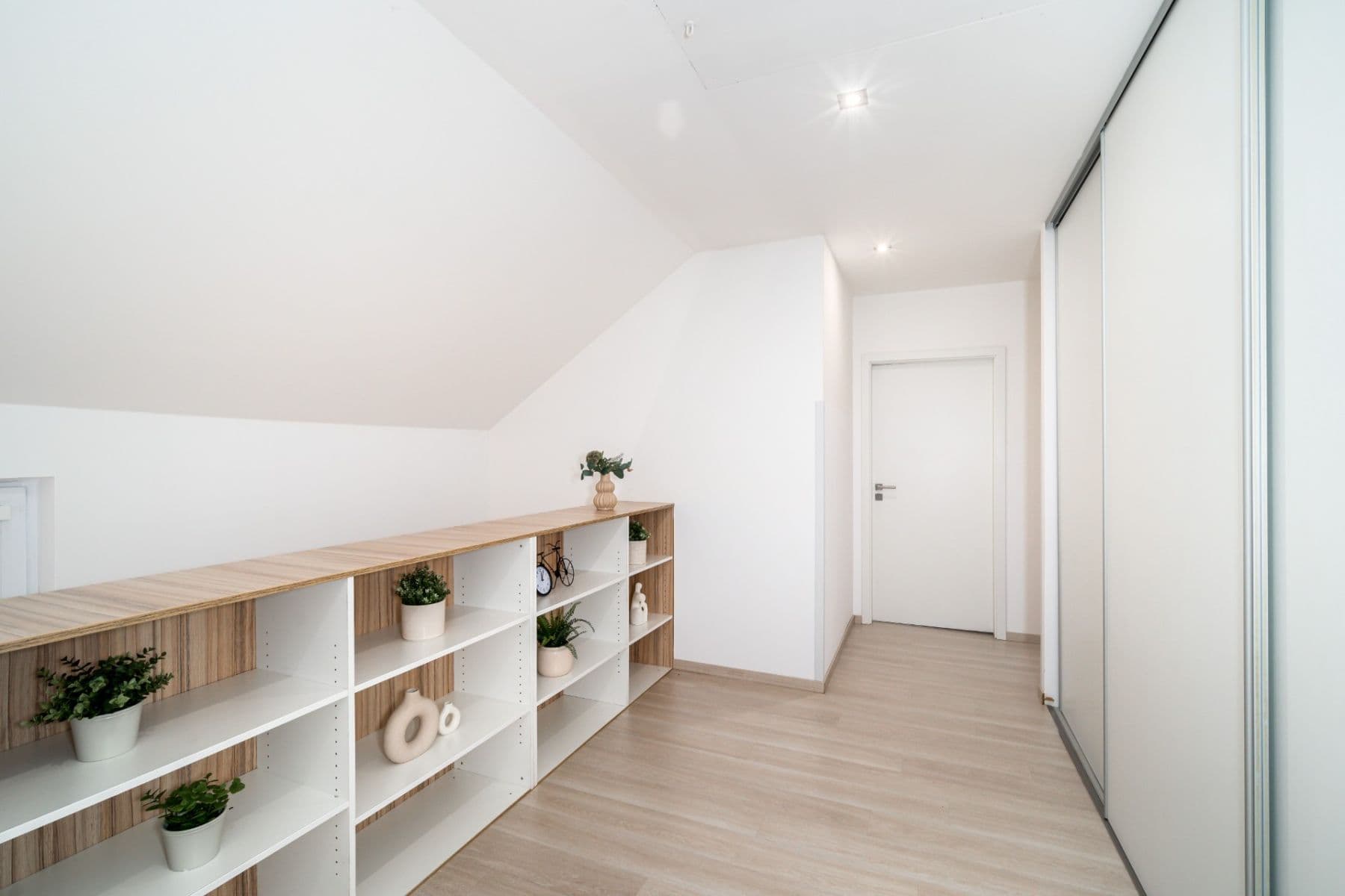 Prodej domu 266 m², pozemek 1.236 m², K Tišině, Řečany nad Labem, Pardubický kraj Prodej domu 266 m², pozemek 1.236 m², K Tišině, Řečany nad Labem, Pardubický kraj