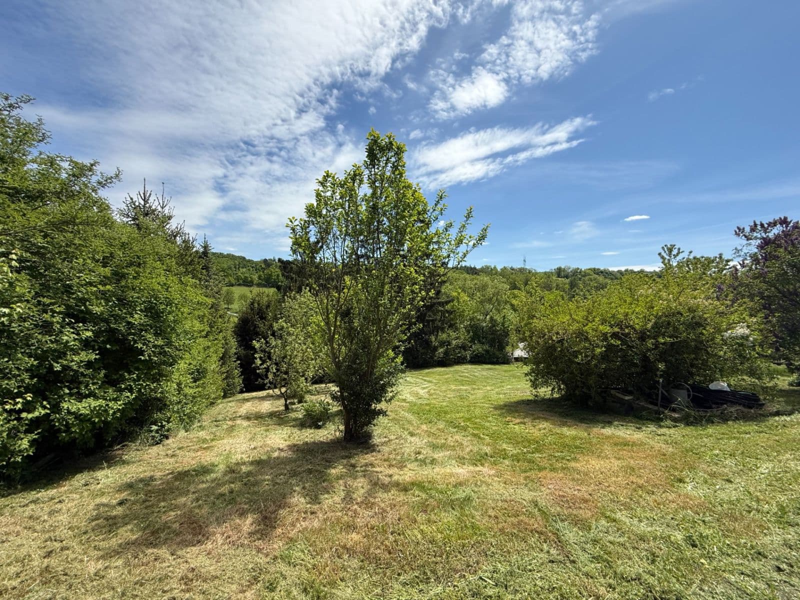 Prodej pozemku 1.904 m², Svinaře, Středočeský kraj Prodej pozemku 1.904 m², Svinaře, Středočeský kraj