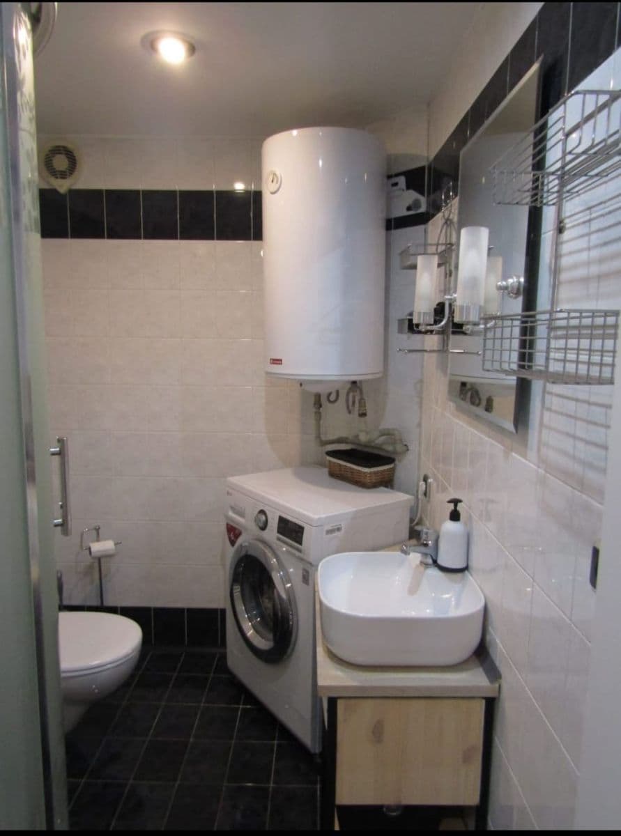 Pronájem bytu 1+1 30 m², Navrátilova, Praha, Praha Pronájem bytu 1+1 30 m², Navrátilova, Praha, Praha