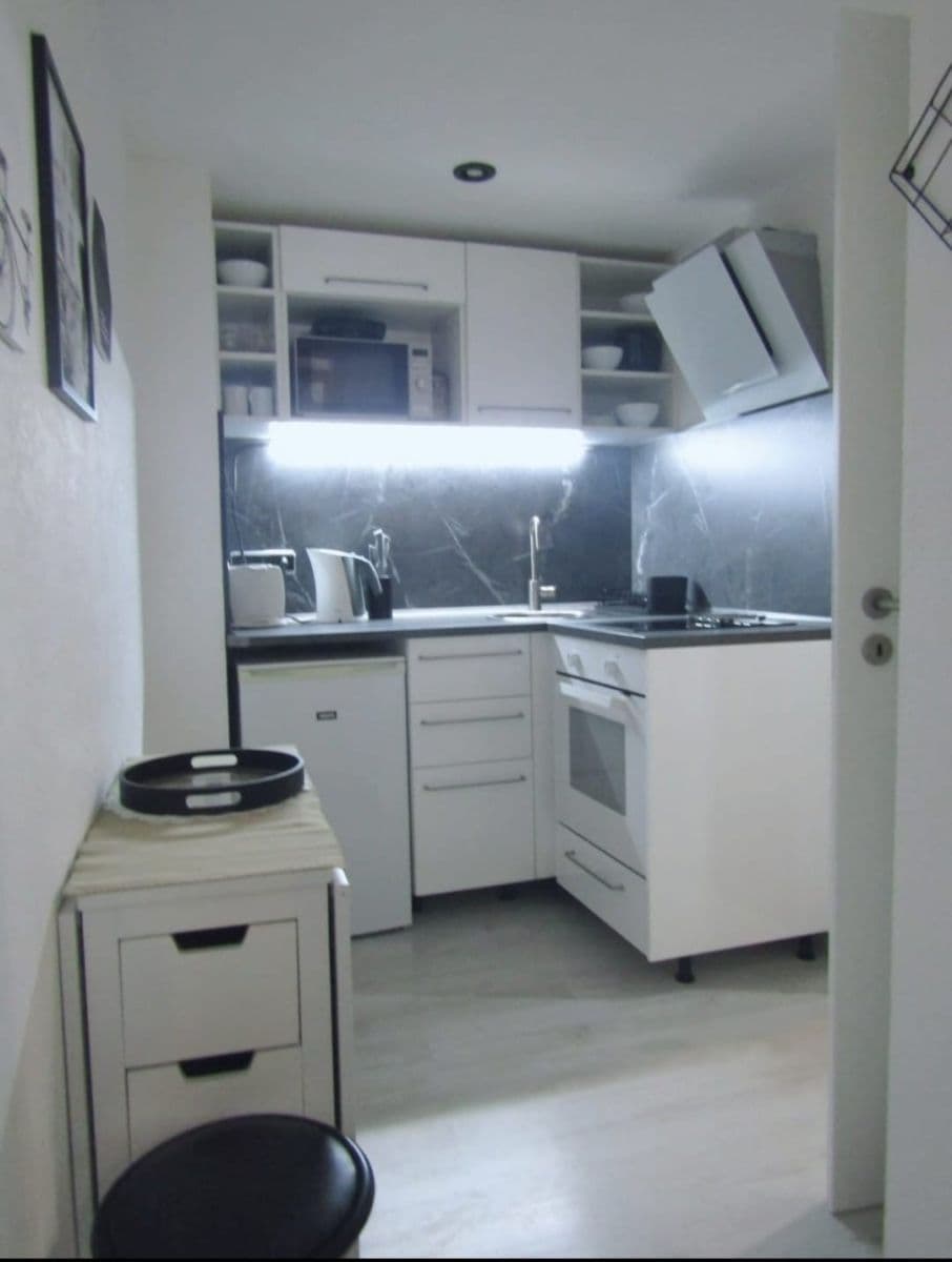 Pronájem bytu 1+1 30 m², Navrátilova, Praha, Praha Pronájem bytu 1+1 30 m², Navrátilova, Praha, Praha