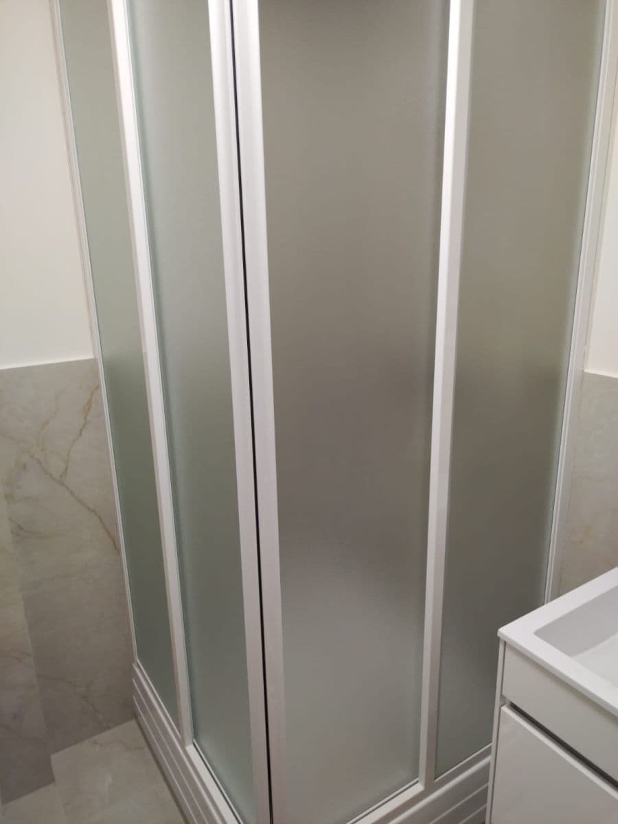 Pronájem bytu 3+1 104 m², Na Hrázi, Praha, Praha Pronájem bytu 3+1 104 m², Na Hrázi, Praha, Praha