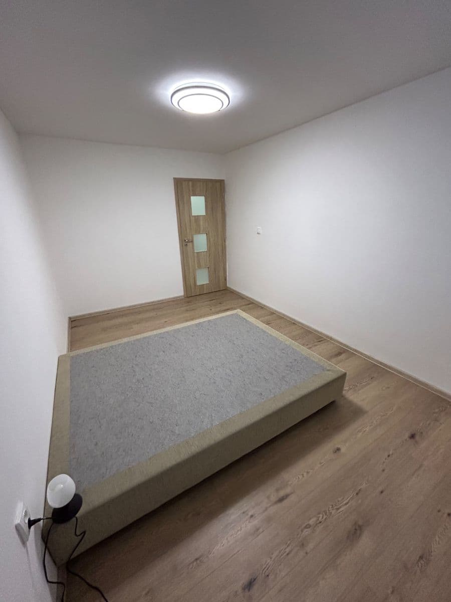 Pronájem bytu 2+kk 42 m², Rabasova, Ústí nad Labem, Ústecký kraj Pronájem bytu 2+kk 42 m², Rabasova, Ústí nad Labem, Ústecký kraj