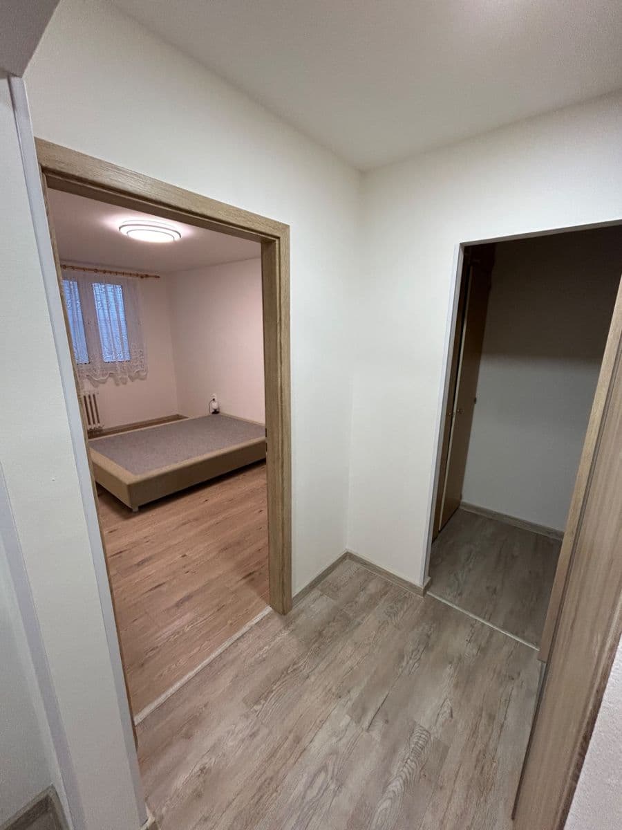 Pronájem bytu 2+kk 42 m², Rabasova, Ústí nad Labem, Ústecký kraj Pronájem bytu 2+kk 42 m², Rabasova, Ústí nad Labem, Ústecký kraj