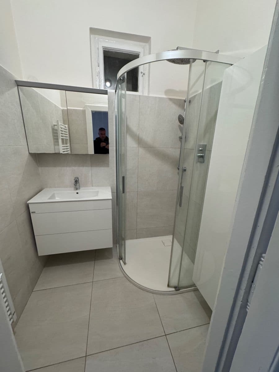 Pronájem bytu 3+1 98 m², Šmeralova, Praha, Praha Pronájem bytu 3+1 98 m², Šmeralova, Praha, Praha