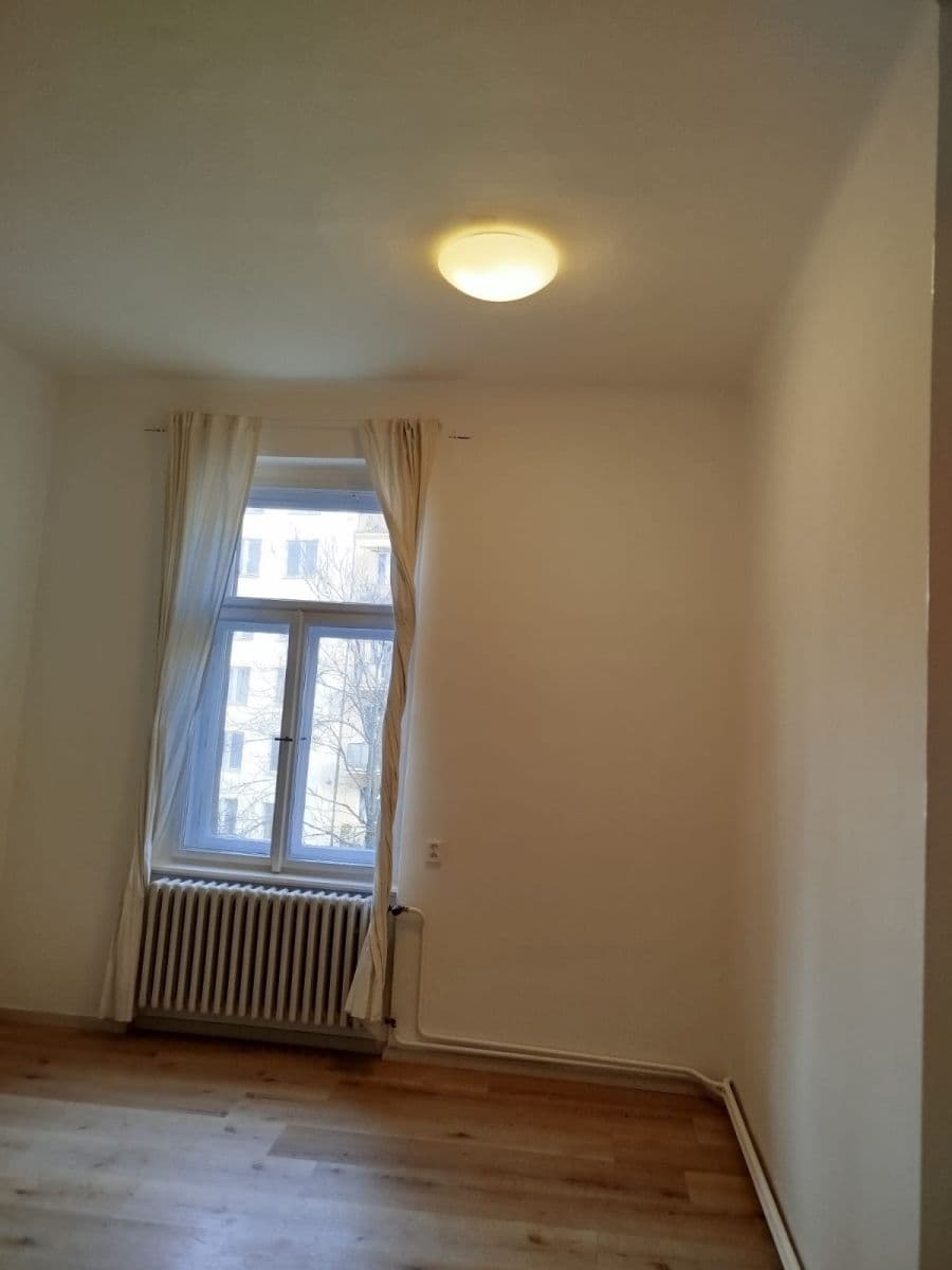 Pronájem bytu 3+1 98 m², Šmeralova, Praha, Praha Pronájem bytu 3+1 98 m², Šmeralova, Praha, Praha