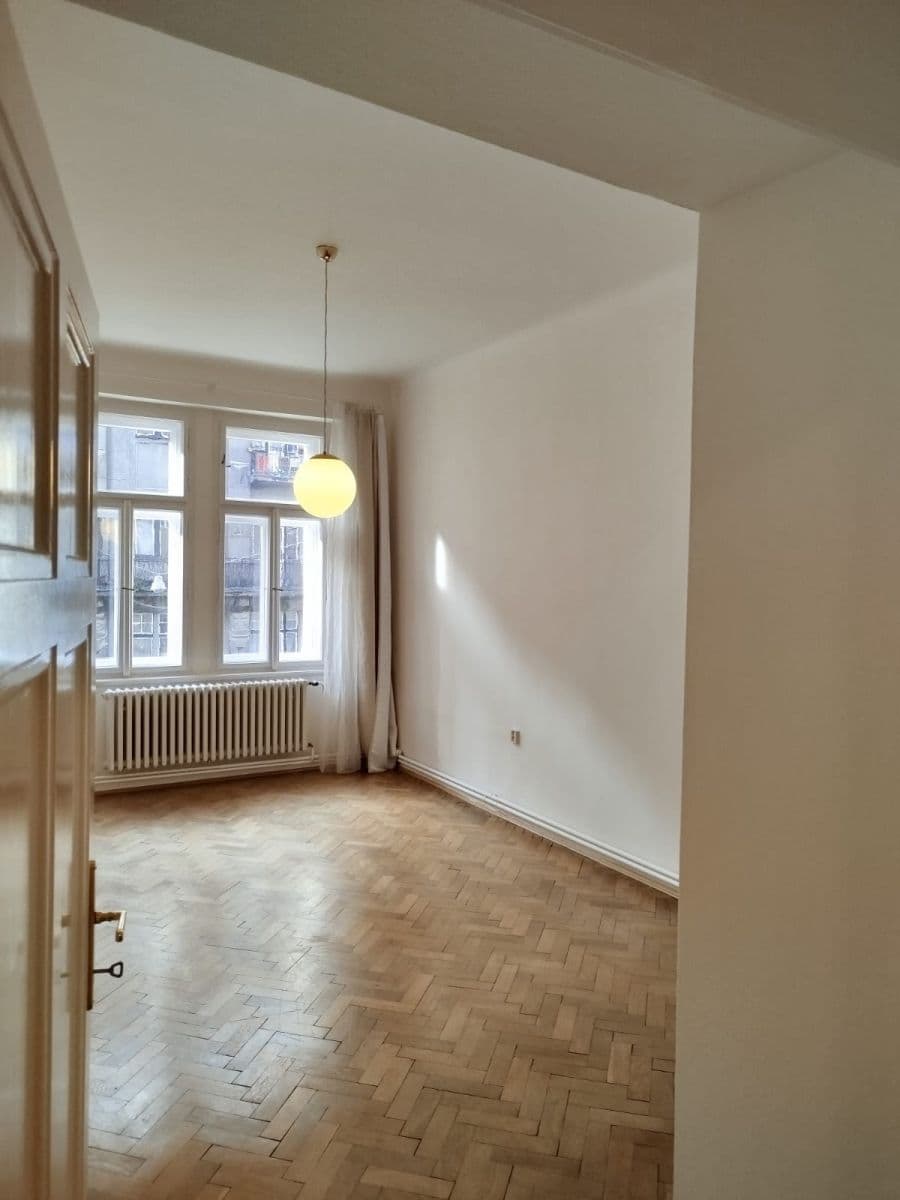 Pronájem bytu 3+1 98 m², Šmeralova, Praha, Praha Pronájem bytu 3+1 98 m², Šmeralova, Praha, Praha