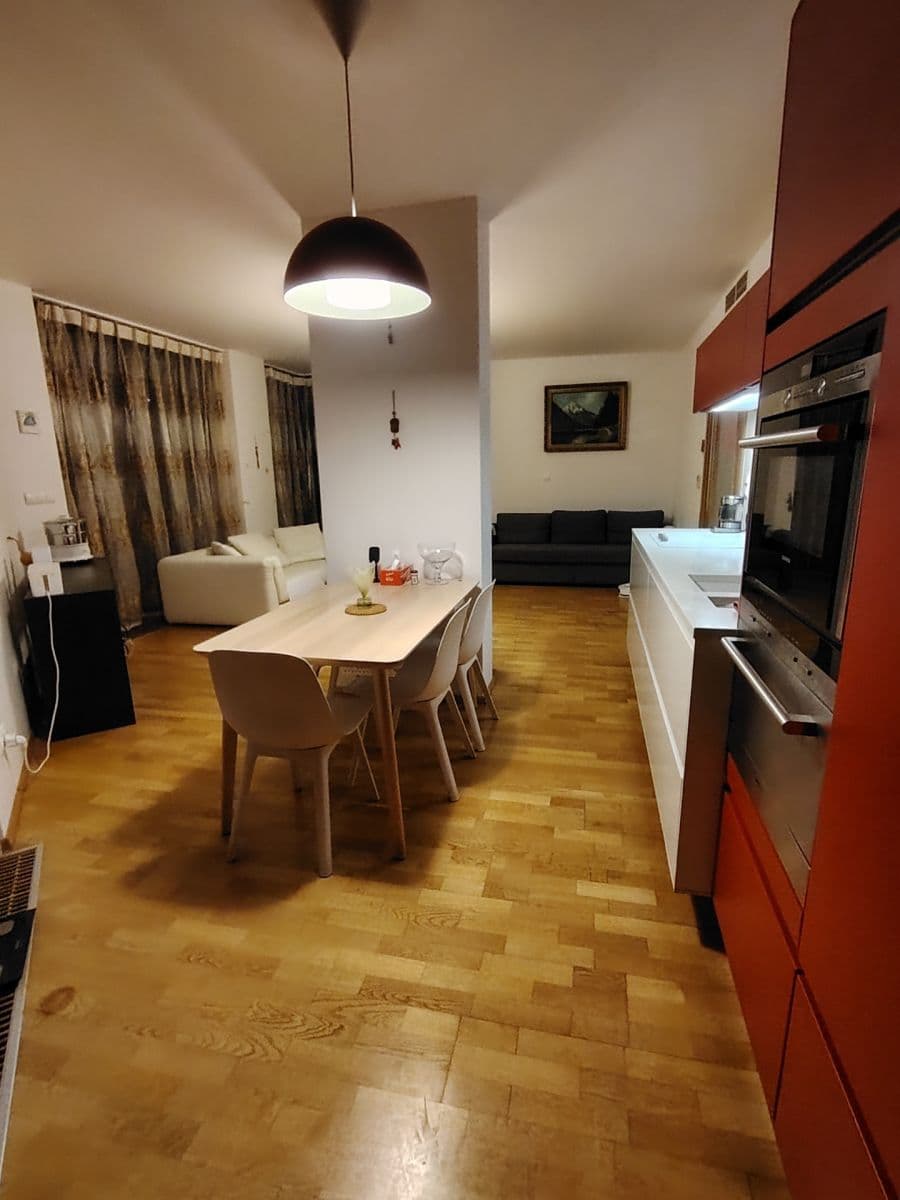 Pronájem bytu 3+kk 94 m², Malešická, Praha, Praha Pronájem bytu 3+kk 94 m², Malešická, Praha, Praha