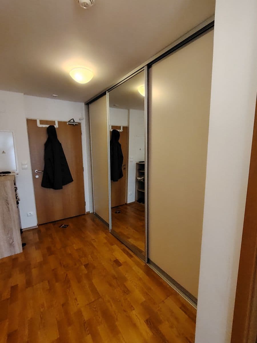 Pronájem bytu 3+kk 94 m², Malešická, Praha, Praha Pronájem bytu 3+kk 94 m², Malešická, Praha, Praha