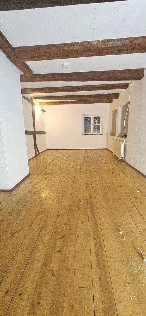 Pronájem domu 197 m², pozemek 390 m², Emmerthal, Dolní Sasko Pronájem domu 197 m², pozemek 390 m², Emmerthal, Dolní Sasko