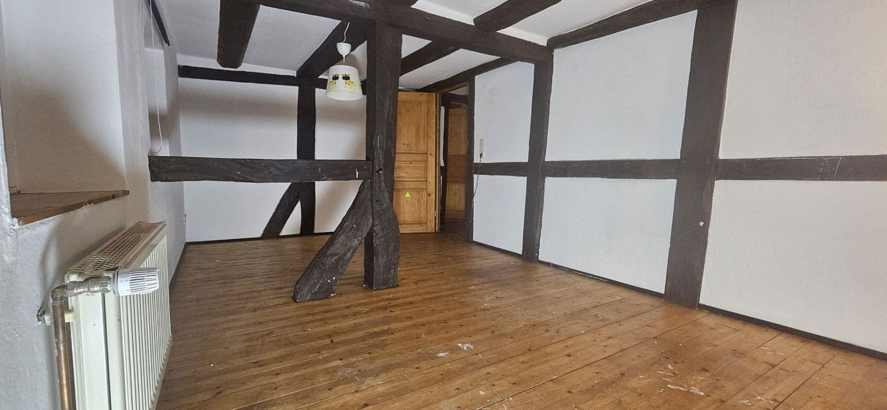 Pronájem domu 197 m², pozemek 390 m², Emmerthal, Dolní Sasko Pronájem domu 197 m², pozemek 390 m², Emmerthal, Dolní Sasko