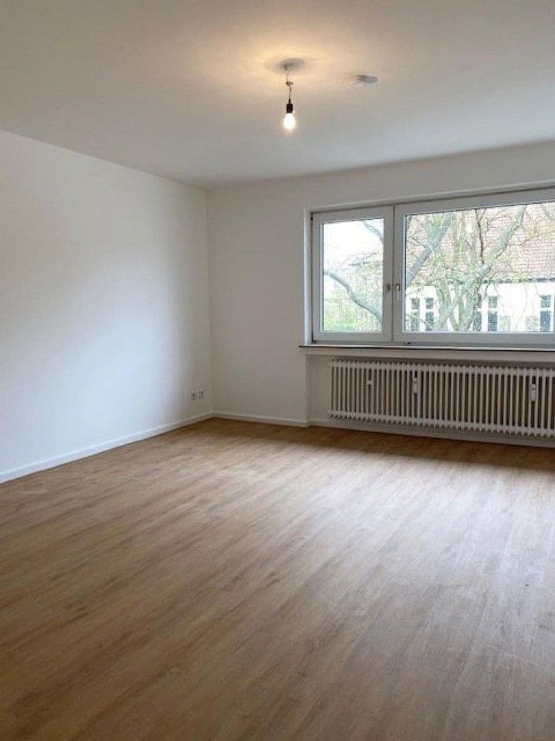 Pronájem domu 80 m², pozemek 80 m², Triftstraße 19, Osnabrück, Dolní Sasko Pronájem domu 80 m², pozemek 80 m², Triftstraße 19, Osnabrück, Dolní Sasko
