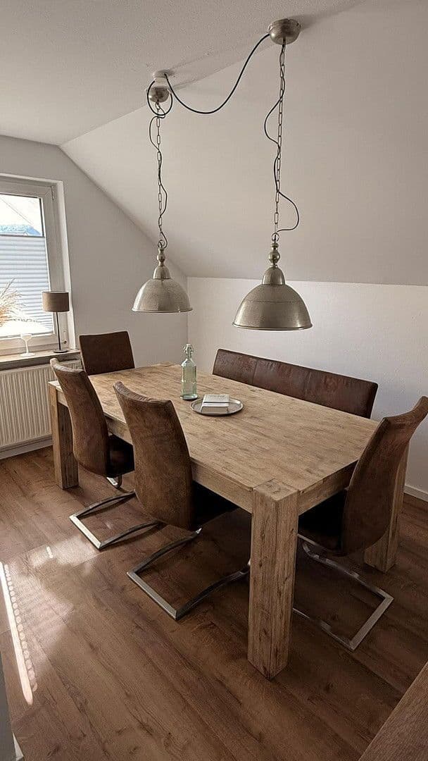 Prodej bytu 3+kk 95 m², Zell unter Aichelberg, Bádensko-Württembersko Prodej bytu 3+kk 95 m², Zell unter Aichelberg, Bádensko-Württembersko