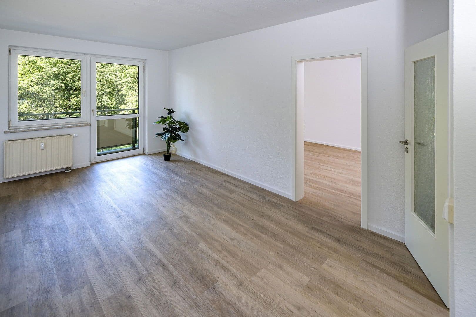 Pronájem bytu 2+1 41 m², Am Plan 38G, Drebach, Sasko Pronájem bytu 2+1 41 m², Am Plan 38G, Drebach, Sasko
