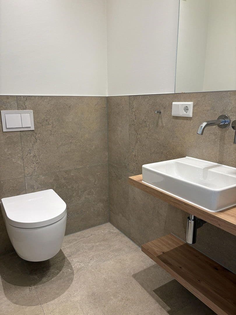 Pronájem bytu 2+1 55 m², Legden, Severní Porýní-Vestfálsko Pronájem bytu 2+1 55 m², Legden, Severní Porýní-Vestfálsko