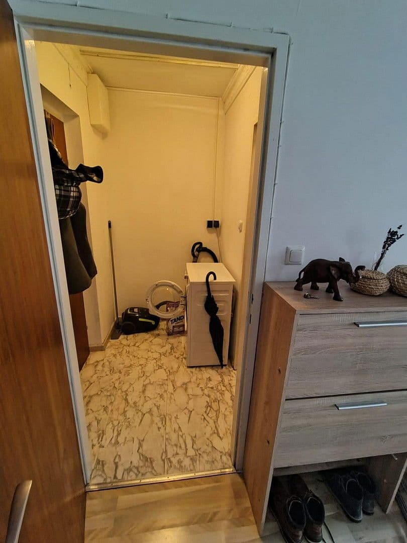 Pronájem bytu 1+1 35 m², Panikengasse, Wien, Wien Pronájem bytu 1+1 35 m², Panikengasse, Wien, Wien