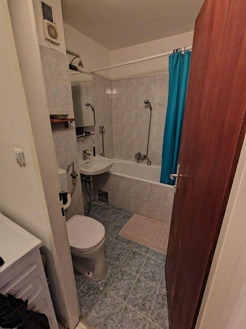 Pronájem bytu 1+1 35 m², Panikengasse, Wien, Wien Pronájem bytu 1+1 35 m², Panikengasse, Wien, Wien