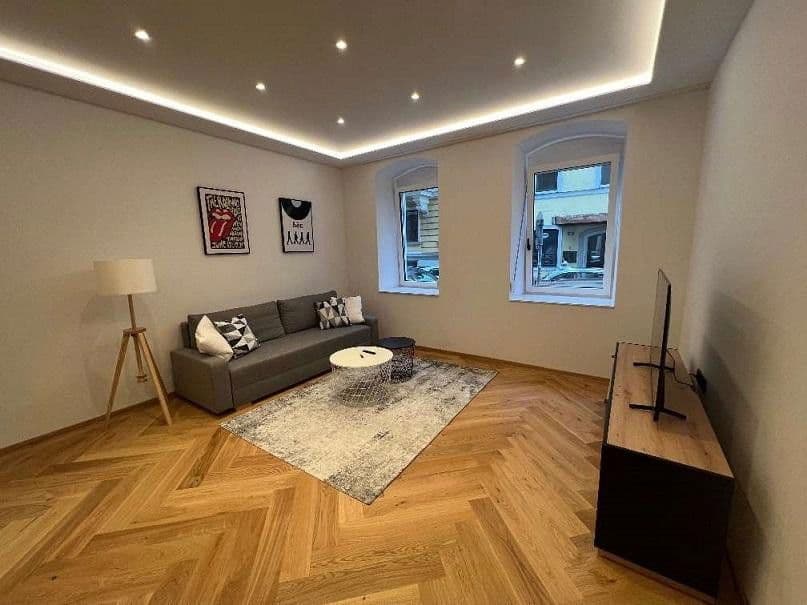 Pronájem bytu 1+kk 38 m², Thomas-Mann-Straße 40, Bonn, Severní Porýní-Vestfálsko Pronájem bytu 1+kk 38 m², Thomas-Mann-Straße 40, Bonn, Severní Porýní-Vestfálsko