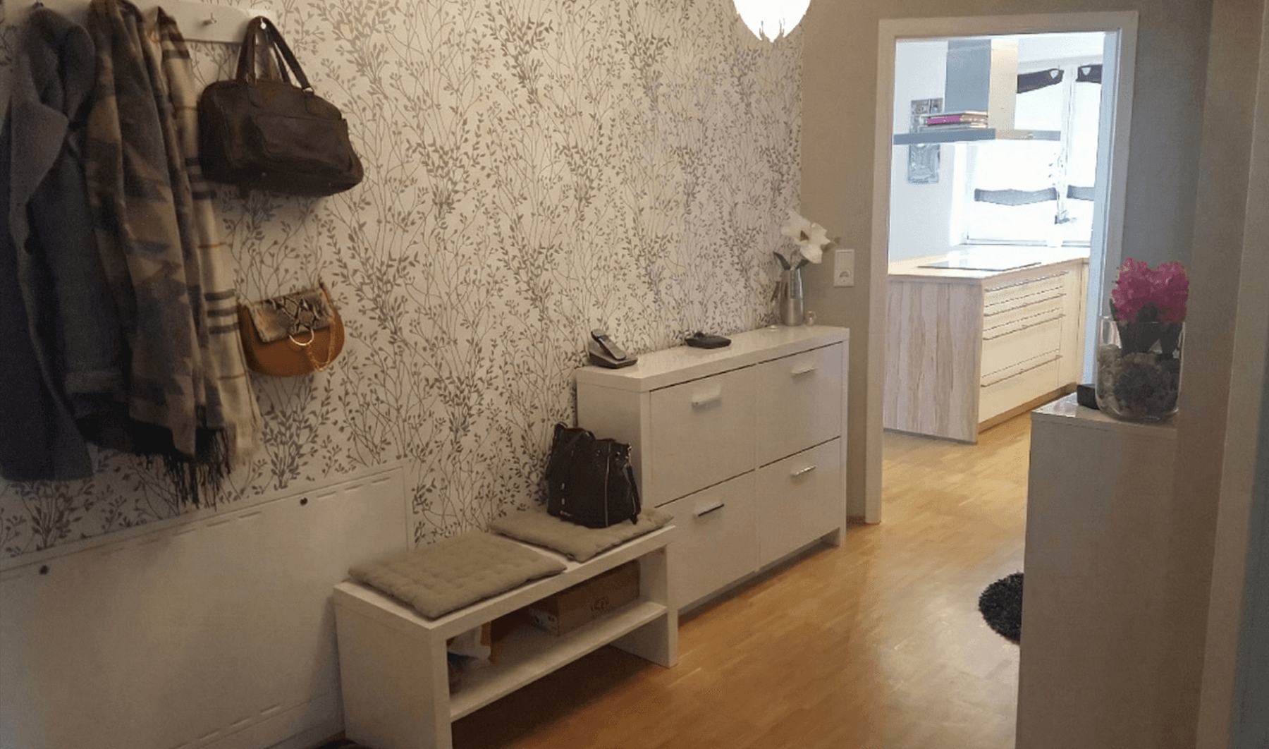 Pronájem bytu 3+1 78 m², Brahmsweg 3, Tauberbischofsheim, Bádensko-Württembersko Pronájem bytu 3+1 78 m², Brahmsweg 3, Tauberbischofsheim, Bádensko-Württembersko