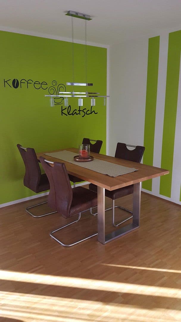 Pronájem bytu 3+1 78 m², Brahmsweg 3, Tauberbischofsheim, Bádensko-Württembersko Pronájem bytu 3+1 78 m², Brahmsweg 3, Tauberbischofsheim, Bádensko-Württembersko