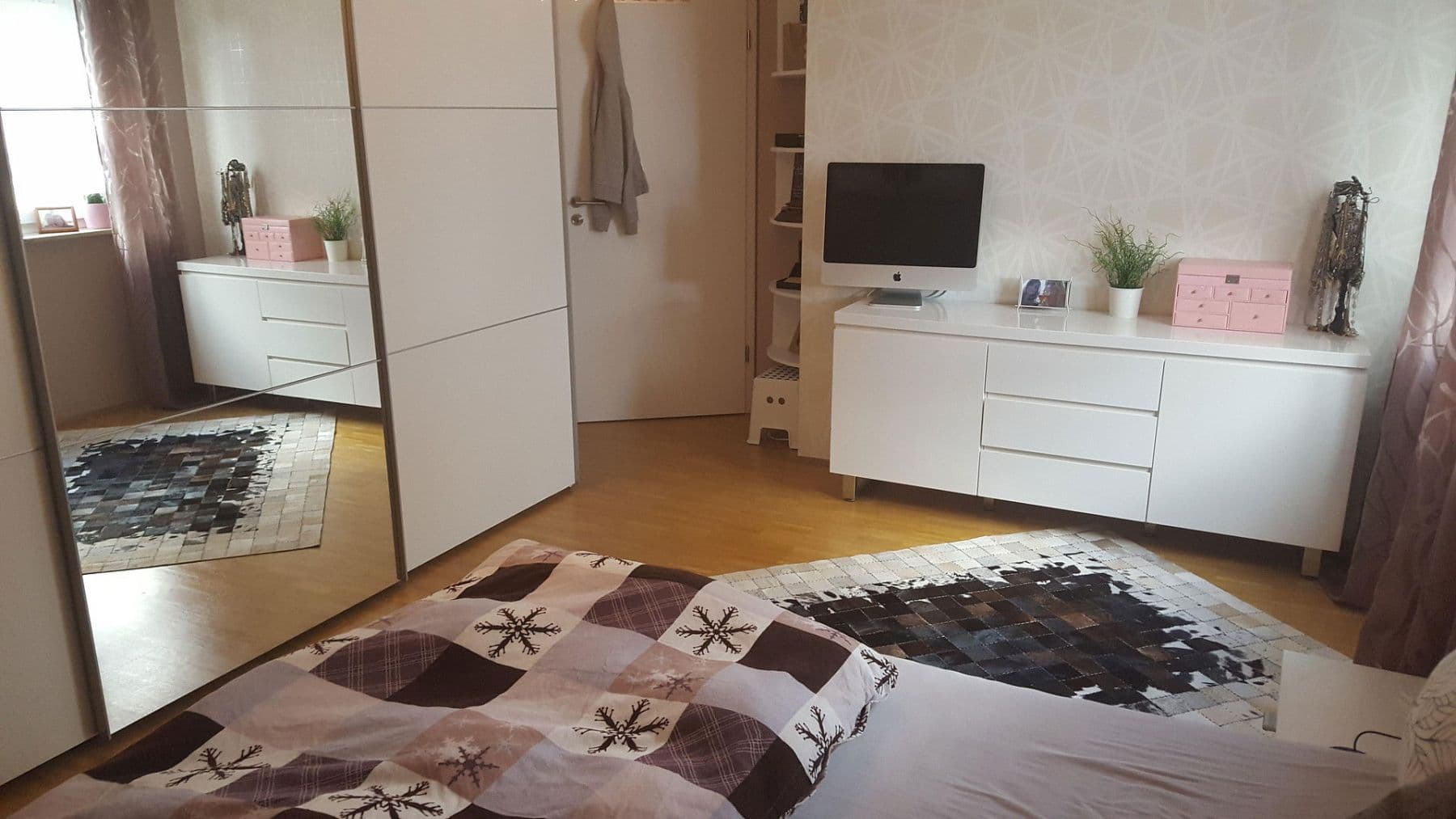 Pronájem bytu 3+1 78 m², Brahmsweg 3, Tauberbischofsheim, Bádensko-Württembersko Pronájem bytu 3+1 78 m², Brahmsweg 3, Tauberbischofsheim, Bádensko-Württembersko