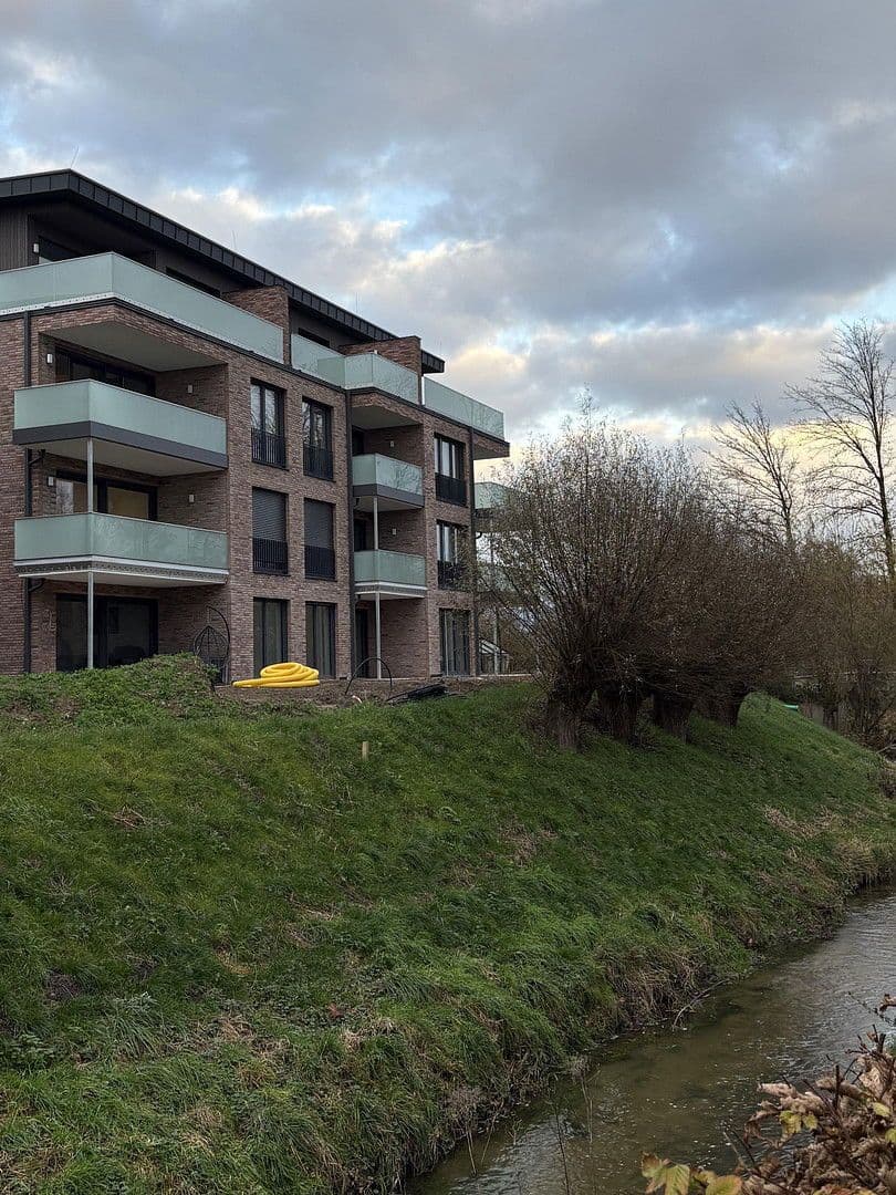 Pronájem bytu 3+1 79 m², Legden, Severní Porýní-Vestfálsko Pronájem bytu 3+1 79 m², Legden, Severní Porýní-Vestfálsko