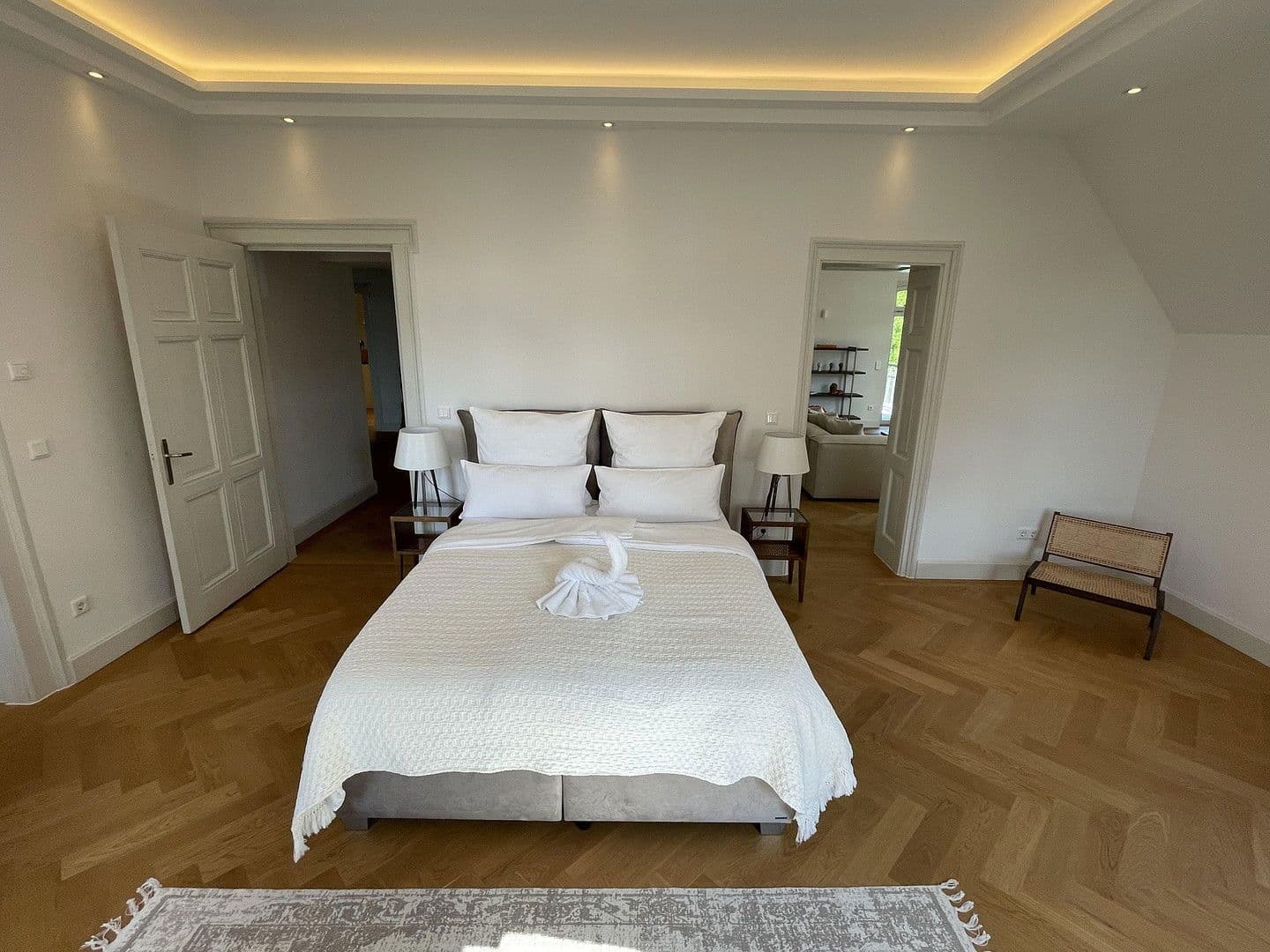 Pronájem bytu 4+1 208 m², Bahnhofstr. 98, Brannenburg, Bavorsko Pronájem bytu 4+1 208 m², Bahnhofstr. 98, Brannenburg, Bavorsko