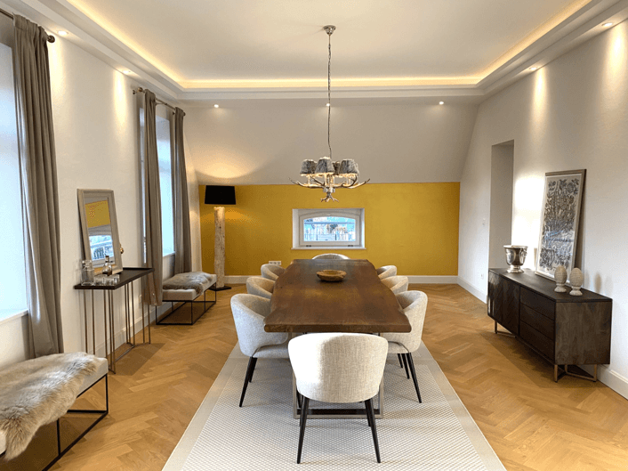 Pronájem bytu 4+1 208 m², Bahnhofstr. 98, Brannenburg, Bavorsko Pronájem bytu 4+1 208 m², Bahnhofstr. 98, Brannenburg, Bavorsko