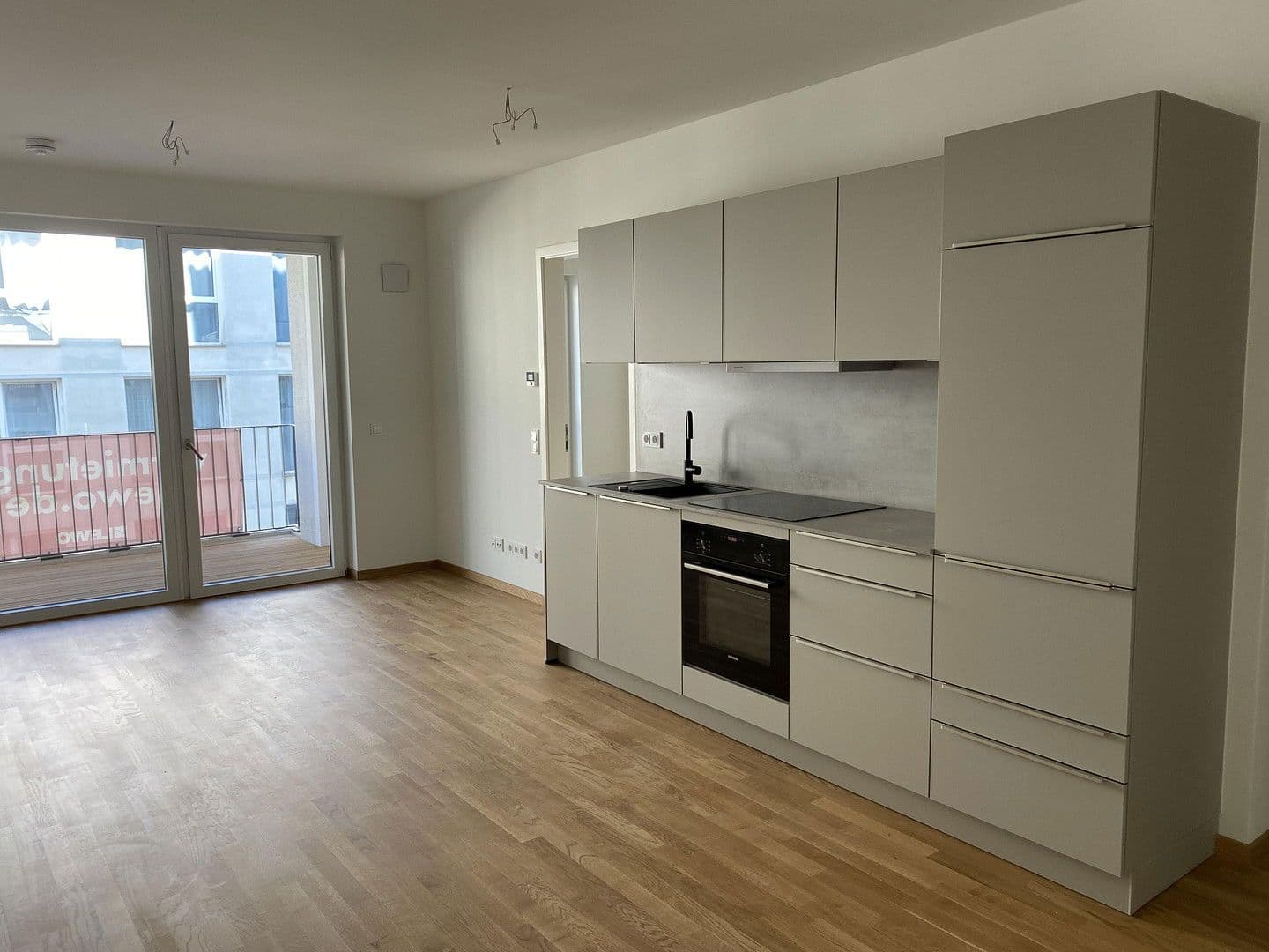 Prodej bytu 2+1 52 m², Shakespearestraße 48, Leipzig, Sasko Prodej bytu 2+1 52 m², Shakespearestraße 48, Leipzig, Sasko