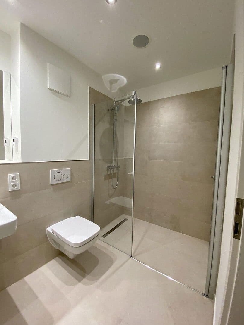 Prodej bytu 2+1 52 m², Shakespearestraße 48, Leipzig, Sasko Prodej bytu 2+1 52 m², Shakespearestraße 48, Leipzig, Sasko