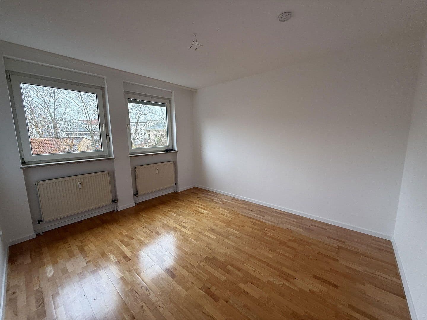 Pronájem bytu 2+1 68 m², Holzstraße 51, Fürth, Bavorsko Pronájem bytu 2+1 68 m², Holzstraße 51, Fürth, Bavorsko