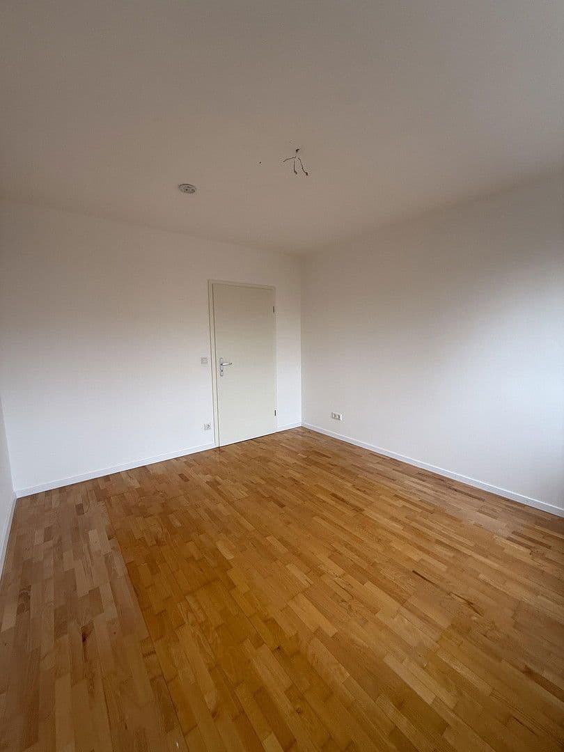 Pronájem bytu 2+1 68 m², Holzstraße 51, Fürth, Bavorsko Pronájem bytu 2+1 68 m², Holzstraße 51, Fürth, Bavorsko