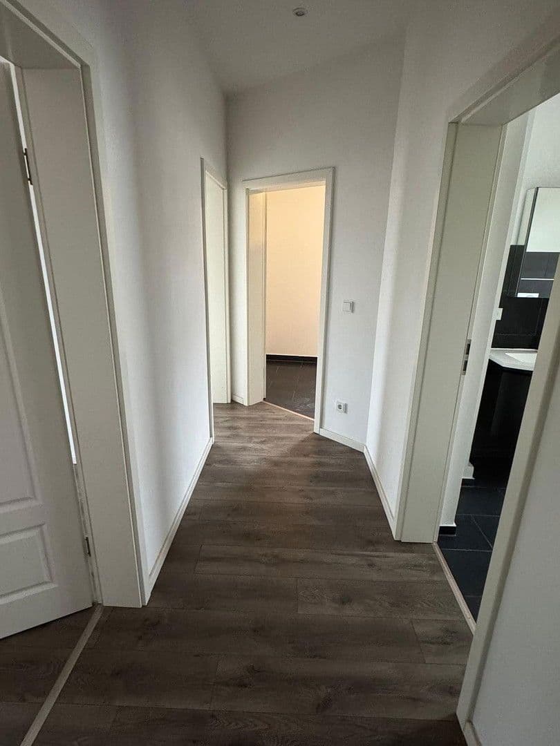 Pronájem bytu 2+1 53 m², Am alten See 12, Frankfurt, Hessen Pronájem bytu 2+1 53 m², Am alten See 12, Frankfurt, Hessen