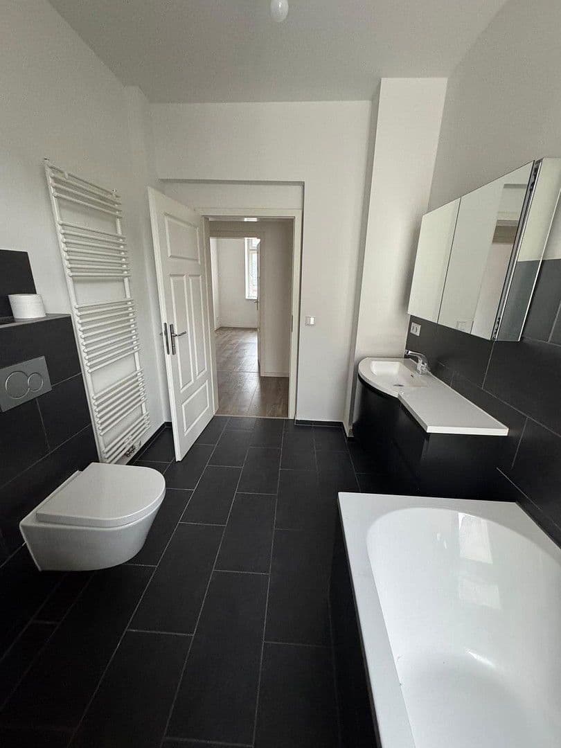 Pronájem bytu 2+1 53 m², Am alten See 12, Frankfurt, Hessen Pronájem bytu 2+1 53 m², Am alten See 12, Frankfurt, Hessen