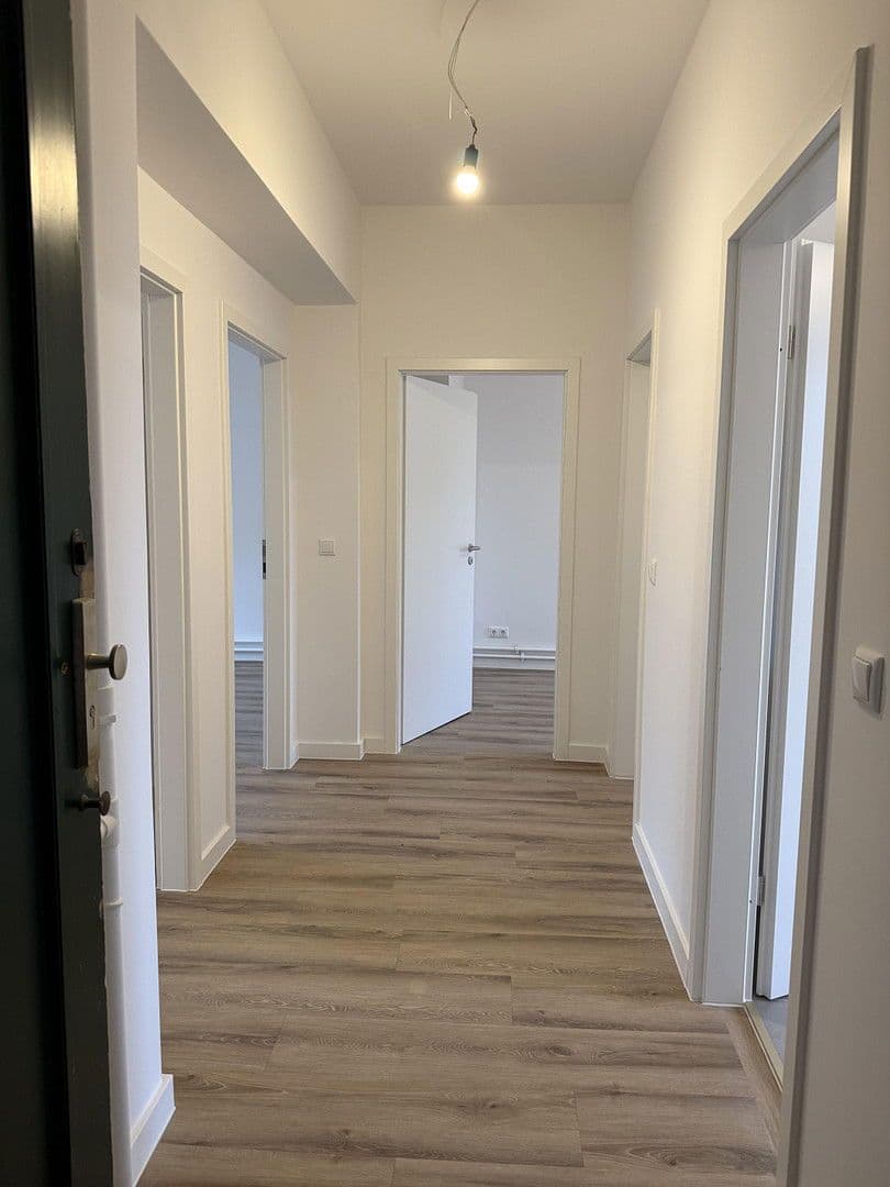 Pronájem bytu 3+1 81 m², Nauheimer Straße 29, Berlin, Berlín Pronájem bytu 3+1 81 m², Nauheimer Straße 29, Berlin, Berlín