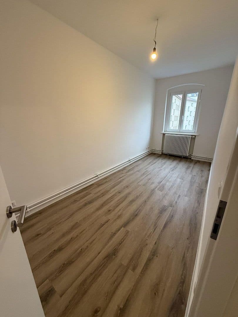 Pronájem bytu 3+1 81 m², Nauheimer Straße 29, Berlin, Berlín Pronájem bytu 3+1 81 m², Nauheimer Straße 29, Berlin, Berlín