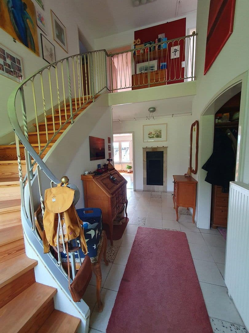 Prodej domu 170 m², pozemek 770 m², Esslingen am Neckar, Bádensko-Württembersko Prodej domu 170 m², pozemek 770 m², Esslingen am Neckar, Bádensko-Württembersko