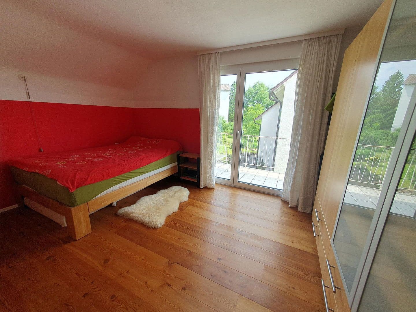 Prodej domu 170 m², pozemek 770 m², Esslingen am Neckar, Bádensko-Württembersko Prodej domu 170 m², pozemek 770 m², Esslingen am Neckar, Bádensko-Württembersko