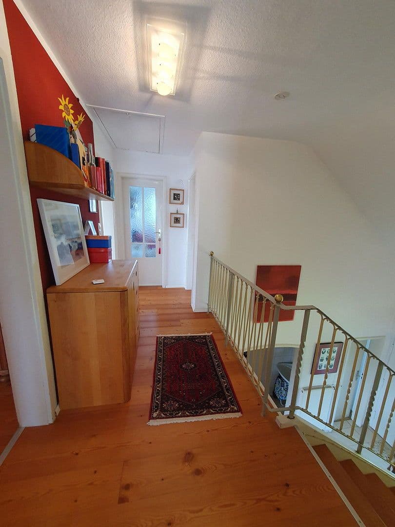 Prodej domu 170 m², pozemek 770 m², Esslingen am Neckar, Bádensko-Württembersko Prodej domu 170 m², pozemek 770 m², Esslingen am Neckar, Bádensko-Württembersko