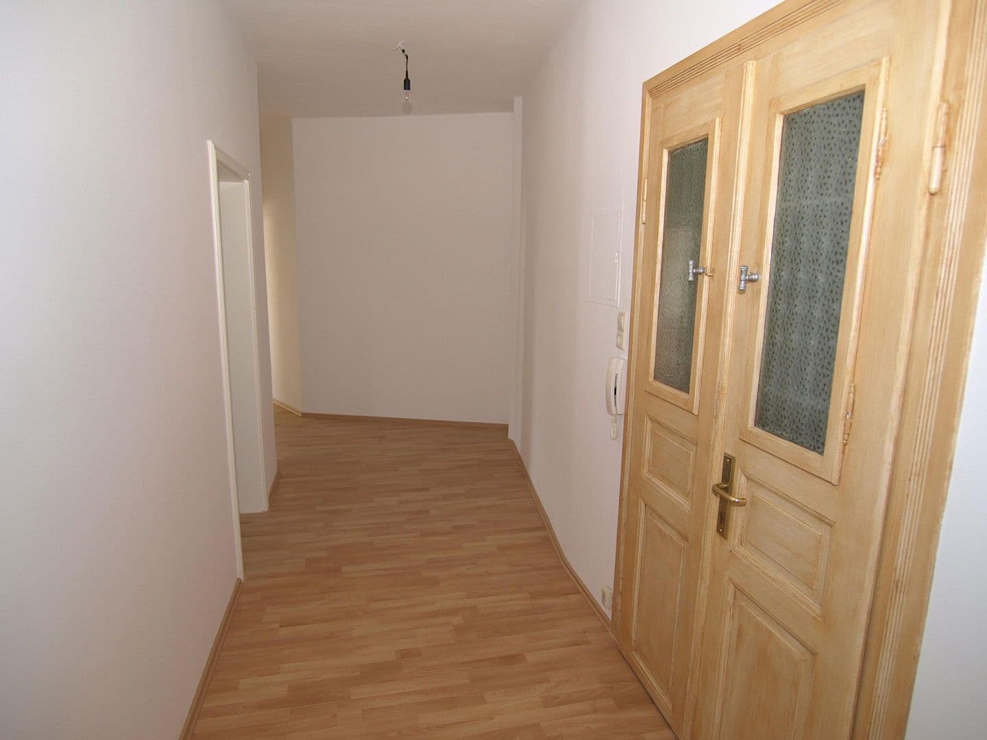 Pronájem bytu 2+1 74 m², Südstr. 64, Leipzig, Sasko Pronájem bytu 2+1 74 m², Südstr. 64, Leipzig, Sasko
