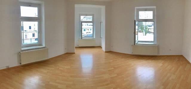 Pronájem bytu 2+1 74 m², Südstr. 64, Leipzig, Sasko Pronájem bytu 2+1 74 m², Südstr. 64, Leipzig, Sasko