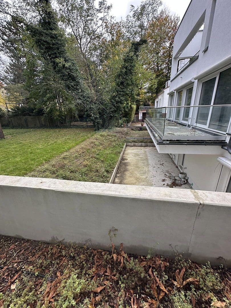 Prodej bytu 4+1 190 m², Rauschener Allee 4, Berlin, Berlín Prodej bytu 4+1 190 m², Rauschener Allee 4, Berlin, Berlín