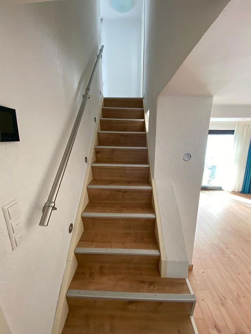 Prodej domu 92 m², pozemek 99 m², Neustädter Straße 73, Waiblingen, Bádensko-Württembersko Prodej domu 92 m², pozemek 99 m², Neustädter Straße 73, Waiblingen, Bádensko-Württembersko