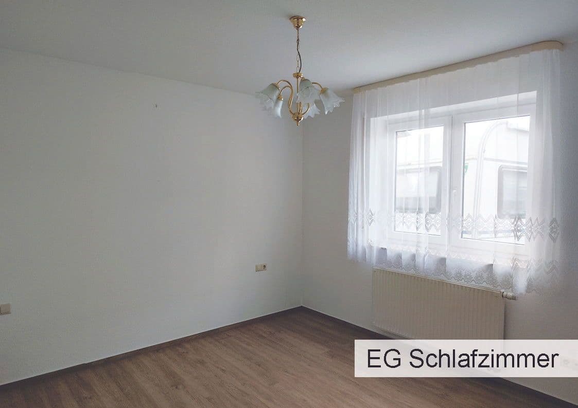 Prodej domu 218 m², pozemek 448 m², Schwäbisch Hall, Bádensko-Württembersko Prodej domu 218 m², pozemek 448 m², Schwäbisch Hall, Bádensko-Württembersko