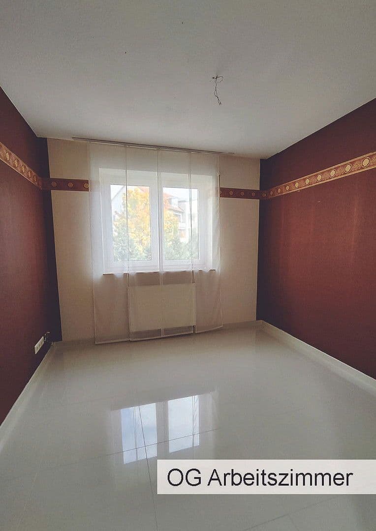 Prodej domu 218 m², pozemek 448 m², Schwäbisch Hall, Bádensko-Württembersko Prodej domu 218 m², pozemek 448 m², Schwäbisch Hall, Bádensko-Württembersko