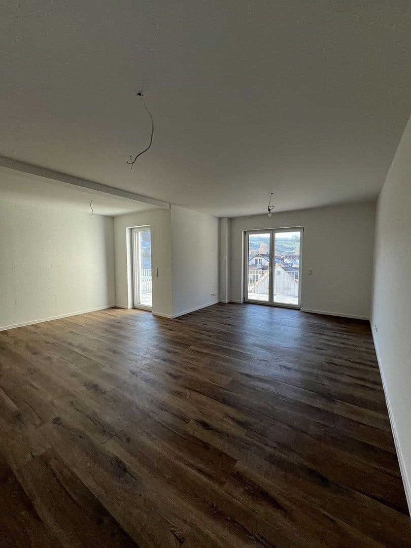 Pronájem bytu 2+1 78 m², Hauptstraße 128, Leidersbach, Bavorsko Pronájem bytu 2+1 78 m², Hauptstraße 128, Leidersbach, Bavorsko