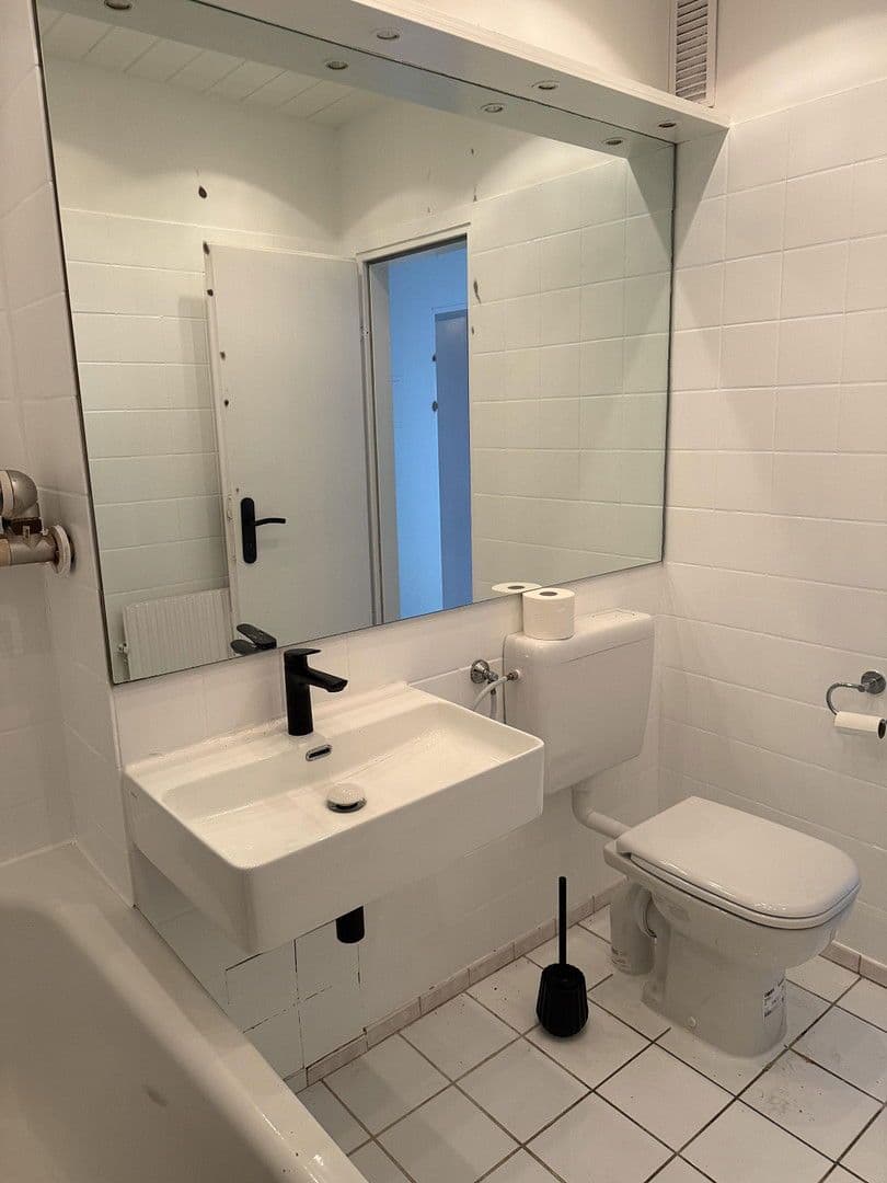 Prodej bytu 2+1 47 m², Hinrichsring 12, Hannover, Dolní Sasko Prodej bytu 2+1 47 m², Hinrichsring 12, Hannover, Dolní Sasko