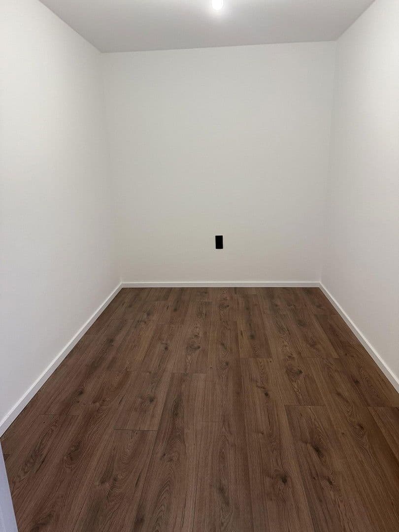 Prodej bytu 2+1 47 m², Hinrichsring 12, Hannover, Dolní Sasko Prodej bytu 2+1 47 m², Hinrichsring 12, Hannover, Dolní Sasko